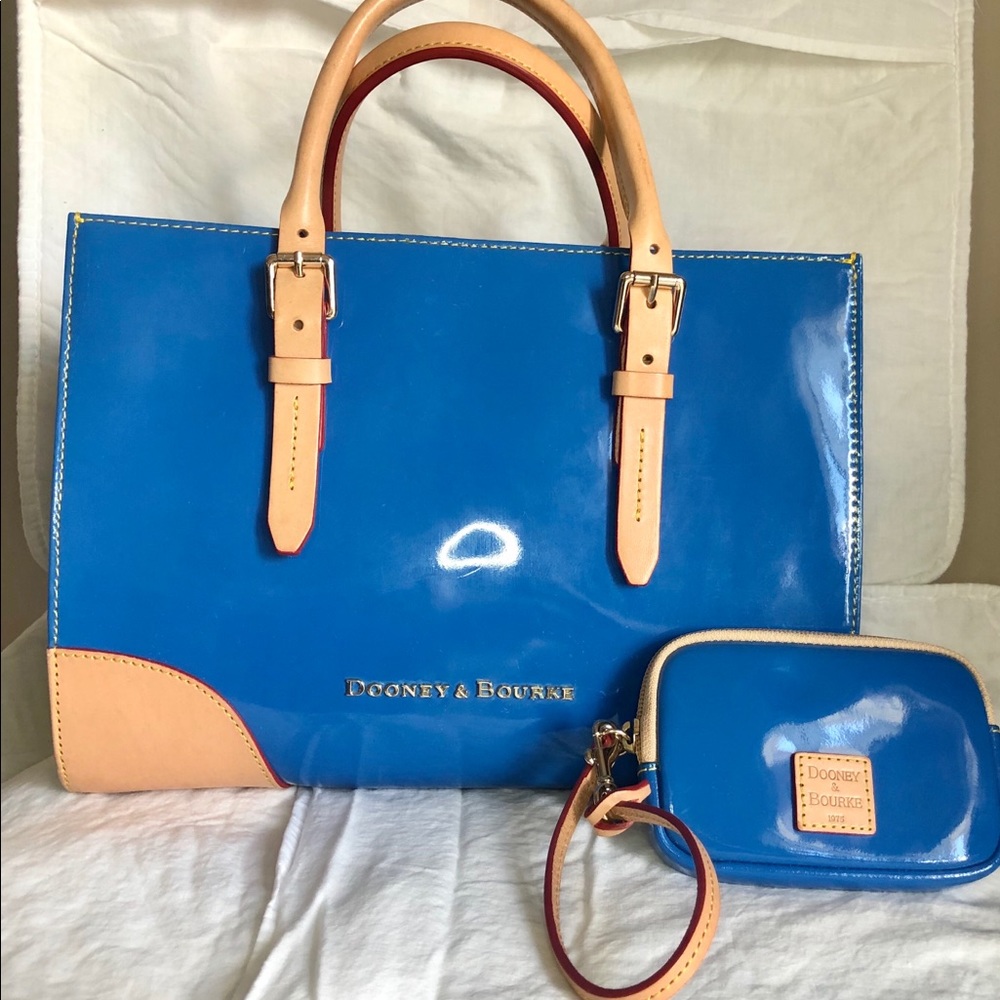 Dooney & Bourke Large bag and matching wallet